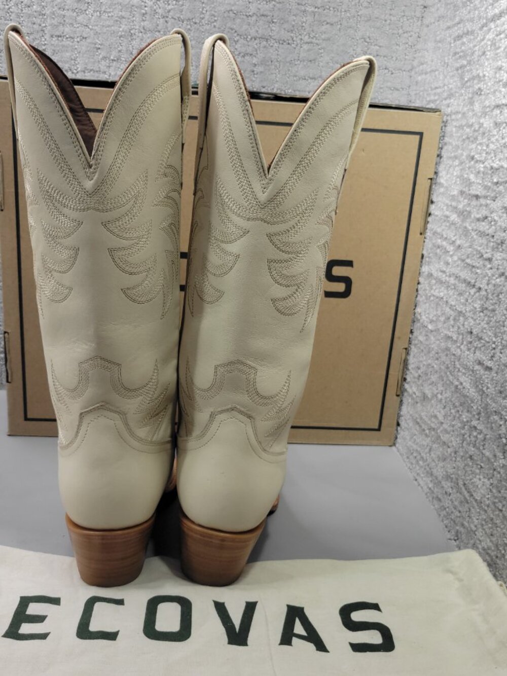 Tecovas the Annie Women's Size US 9.5B Bone Cowhide Cowgirl Boots - Picture 4 of 13